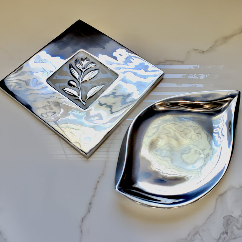 Red Barrel Studio® Templia Pewter Tray