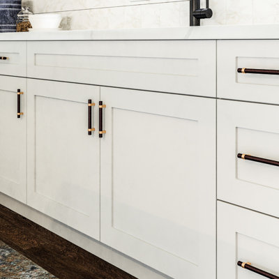 Armoire de cuisine style Shaker de Design House Brookings (prête à assembler)