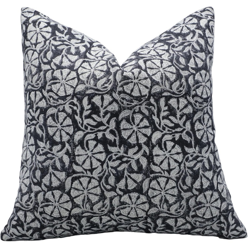Housse de coussin à imprimé floral, housse de coussin bohémienne 14 po x 14 po, coussin décoratif fait à la main de couleur noire