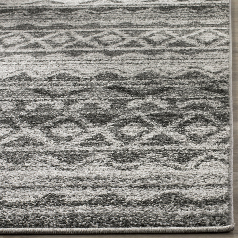 Wynn Performance Southwestern Rug, Rectangle 5'1" x 7'6"