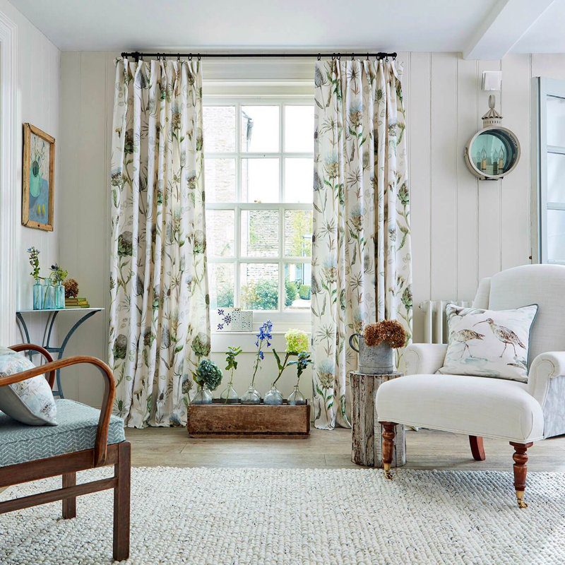 Thistle Garden Fabric, Mist/Pebble