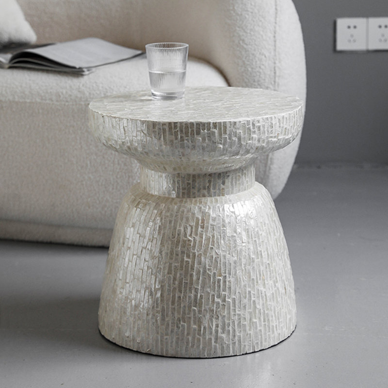 Table de bout en bois manufacturé moderne