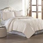 Medallion Quilt Set