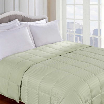 All Season Reversible Down Alternative Blanket