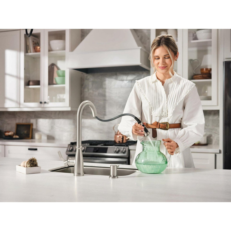 Robinet de cuisine rétractable à poignée simple MOEN Nolia avec Reflex et PowerBoost, Acier Inoxydable