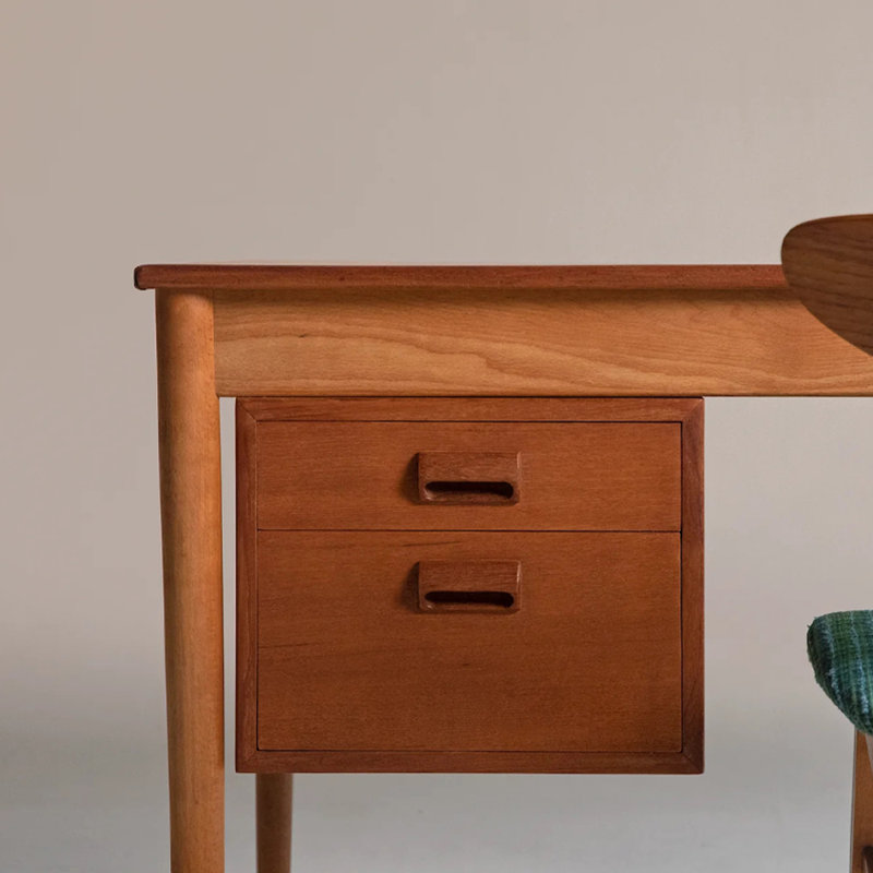 Bureau moyen moyen