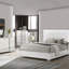 Mobilier de chambre contemporain avec lit à tête large et tête de lit à DEL avec finition UV 1pc