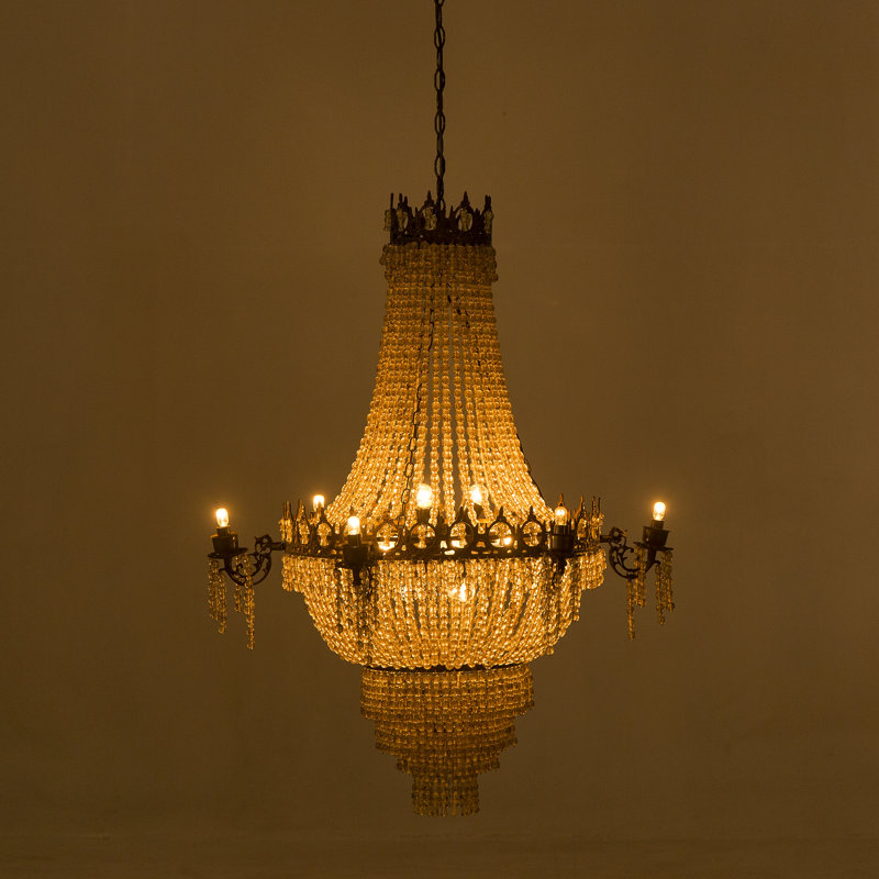 Nellcote 18 - Light Chandelier, White