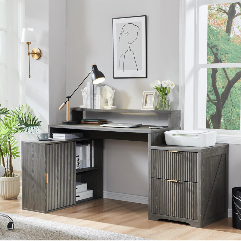 Bureau en L 67 po avec tiroirs et prise de courant, bureau d'ordinateur personnel avec support pour moniteur et armoire de rangement