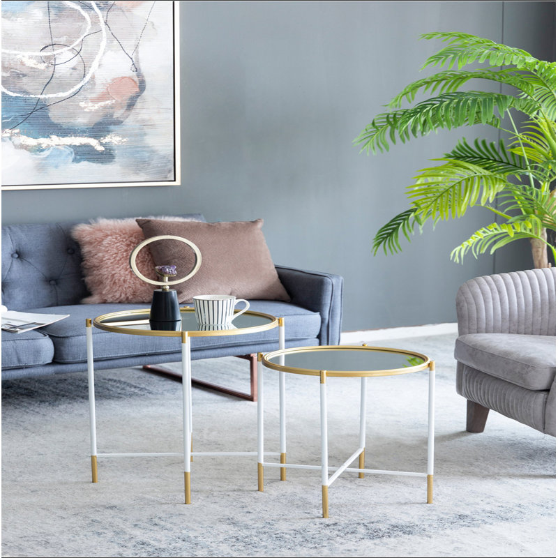 Ensemble de 2 tables d'appoint à dessus en miroir, L: P 18 x 23,5 po: P 16 x 20 po