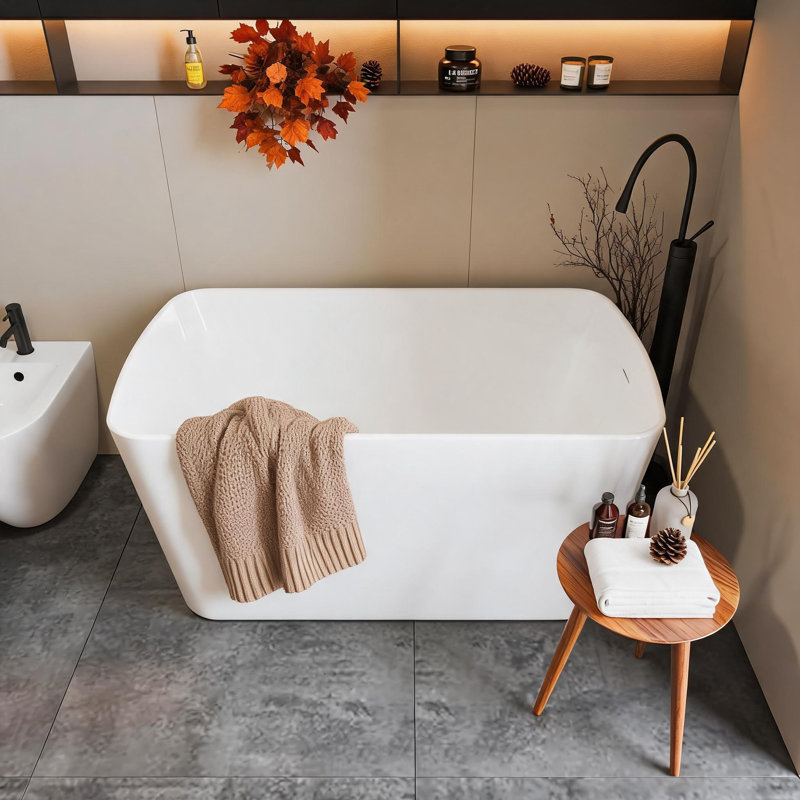 Baignoire îlot de 124 cm (49 pouces) en acrylique, baignoire profonde avec trop-plein et bonde chromés, design compact pour la rénovation des petites salles de bain, installation facile et moderne
