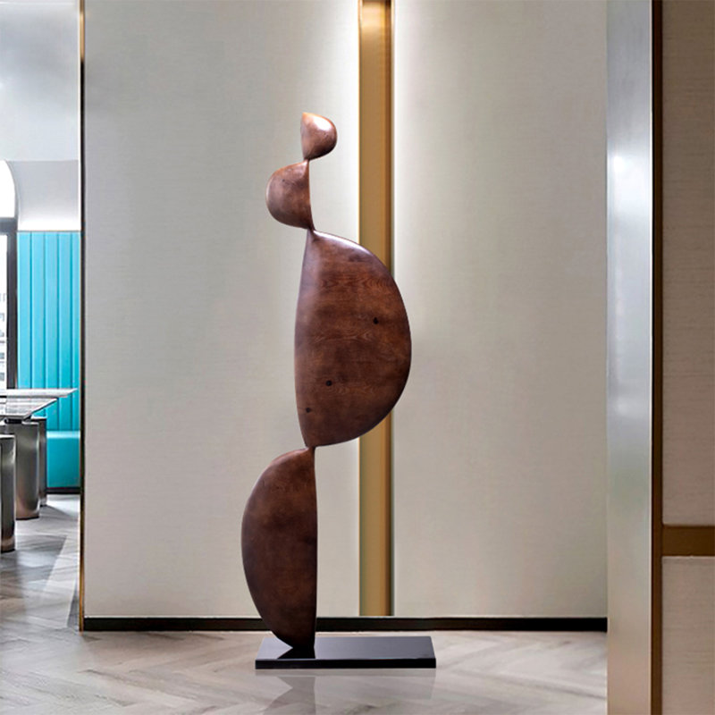 Sculpture moderne en noyer et base en marbre