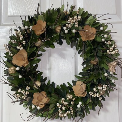 Wood Petals with branches Wreath