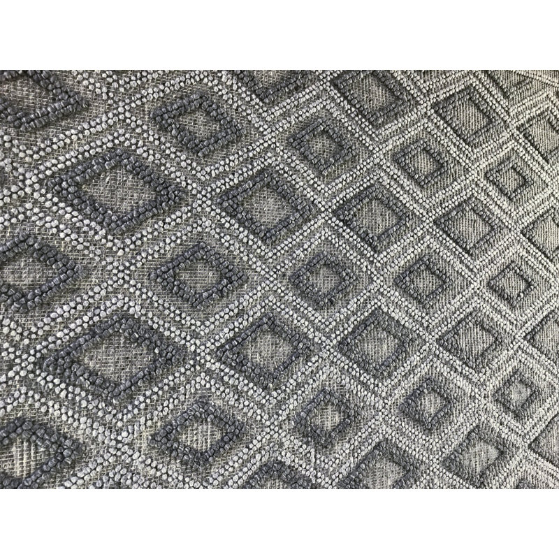 Geometric Area Rug in Gray