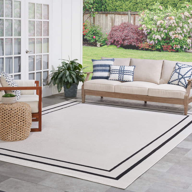 Arvell Abstract Machine Woven Chenille Indoor/Outdoor Area Rug in Off-White, Rectangle 10' x 14'