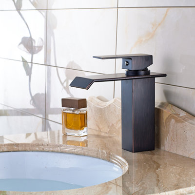 Single-Hole Single-handle Bathroom Faucet