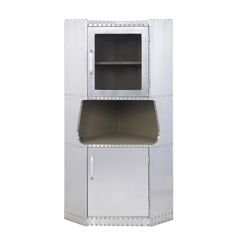 Armoire Street