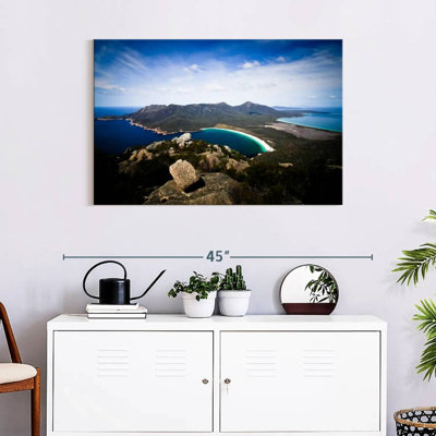 Gillard Coastal Wine Glass Bay