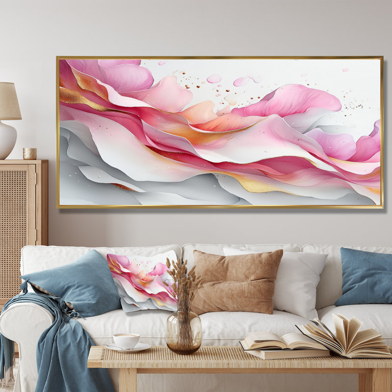 Fondations fluides de Rosa IV - art mural abstrait en marbre, H 28 po x l 60 po, Impression encadrée flottante, Doré