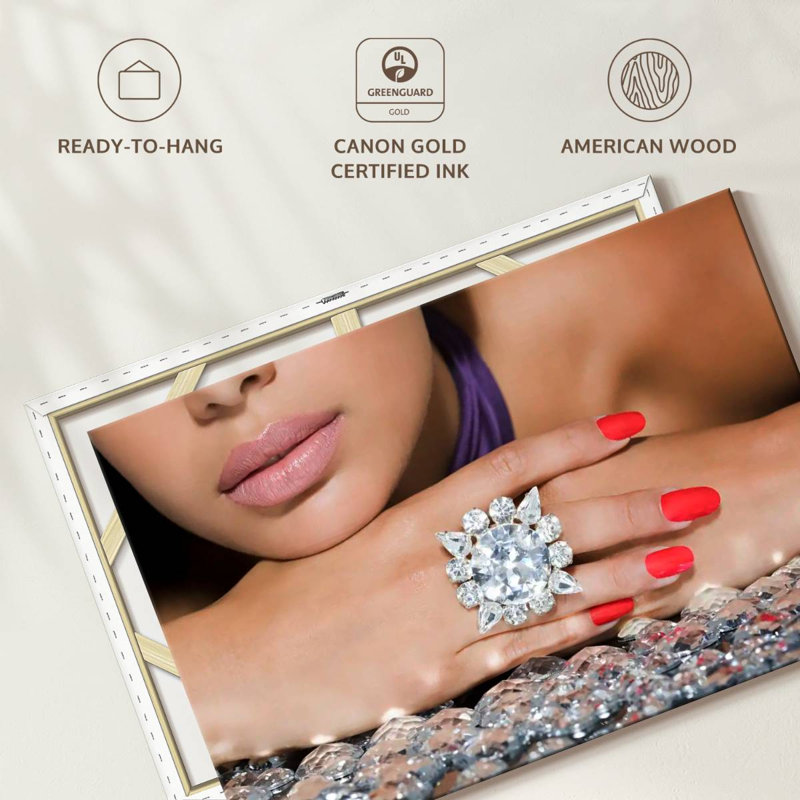Shuttleworth High Fashion Diamond, 8" H x 12" W