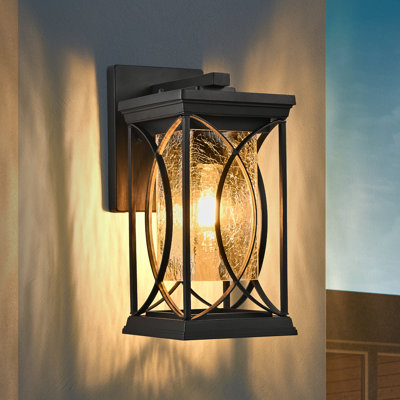 Lanterne murale noire d'extérieur avec verre craquelé