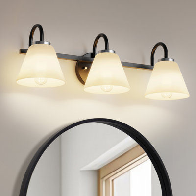 Luminaire contemporain à 3 lumières avec abat-jour en verre lait Charboneau