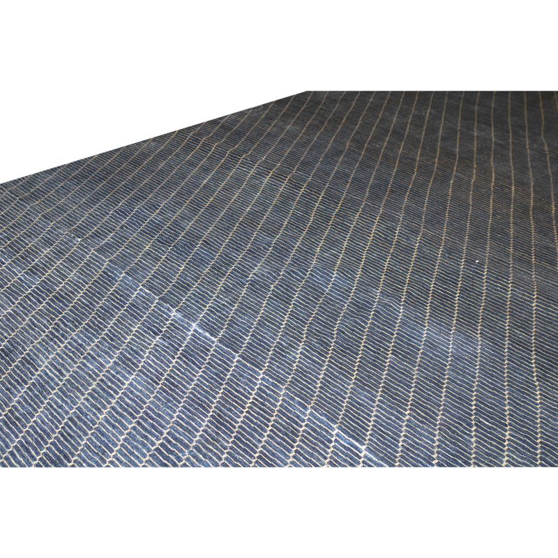 Hand Knotted Wool Area Rug in Blue