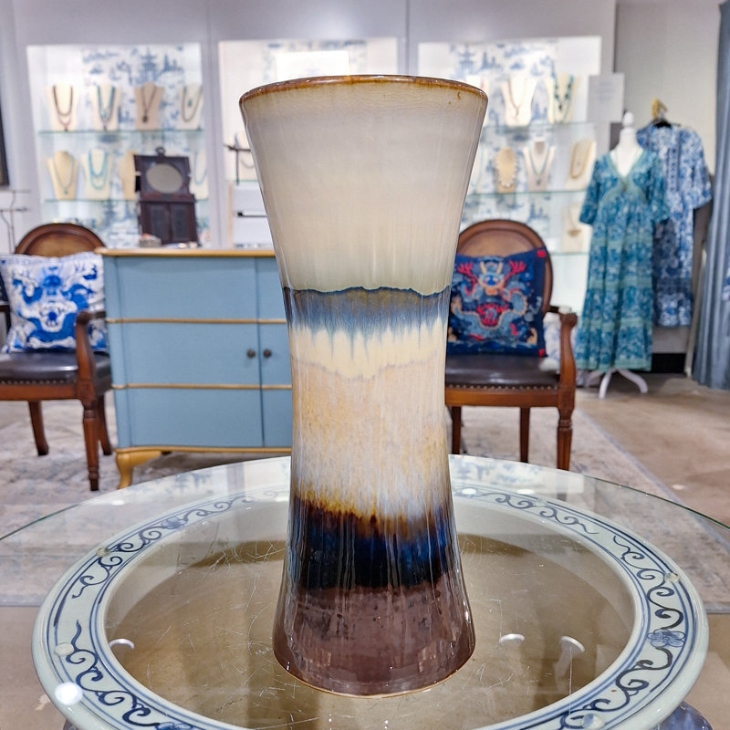 Porcelain Vase Transition Glaze