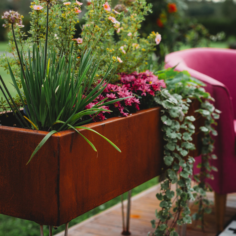 Freja Smart Planter Box