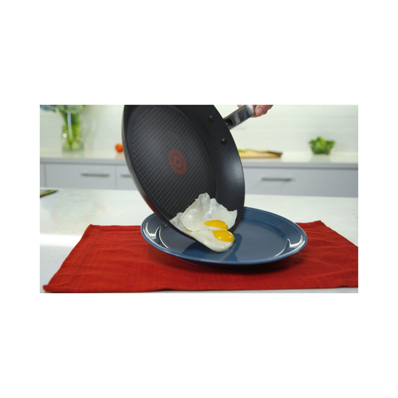 Black Aluminum Nonstick 5-Quart Jumbo Cooker with Lid
