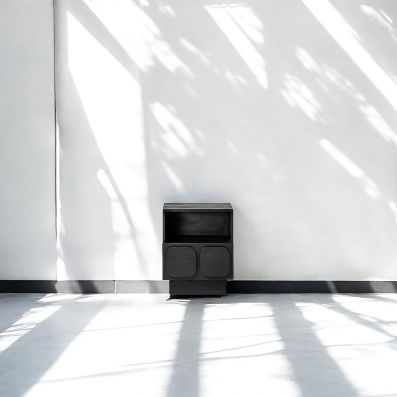 Natalyah End Table, Black