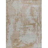 Area Rug in White/Rust