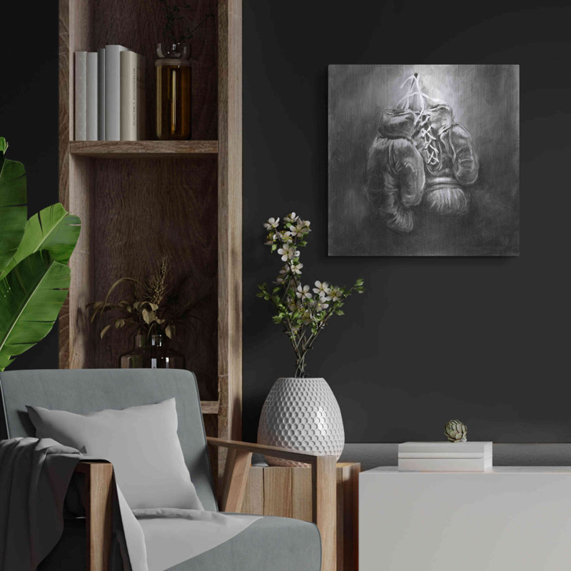 «Rustic Sports I Black and White» par Ethan Harper, H 24 po x l 24 po