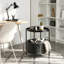 Petite table d'appoint ronde noire avec panier de rangement amovible et plateau de service, table d'appoint moderne pour salon, chambre d'enfant, structure en acier robuste et panier en tissu