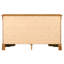 Commode traditionnelle en bois de chêne - Bases et moulures incurvées Charm English