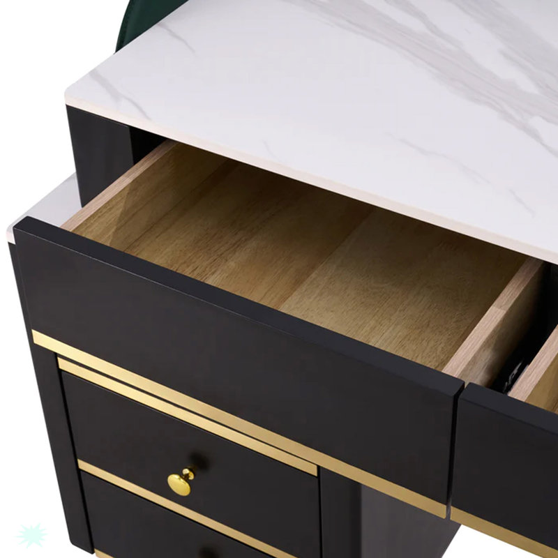 Arjola Vanity