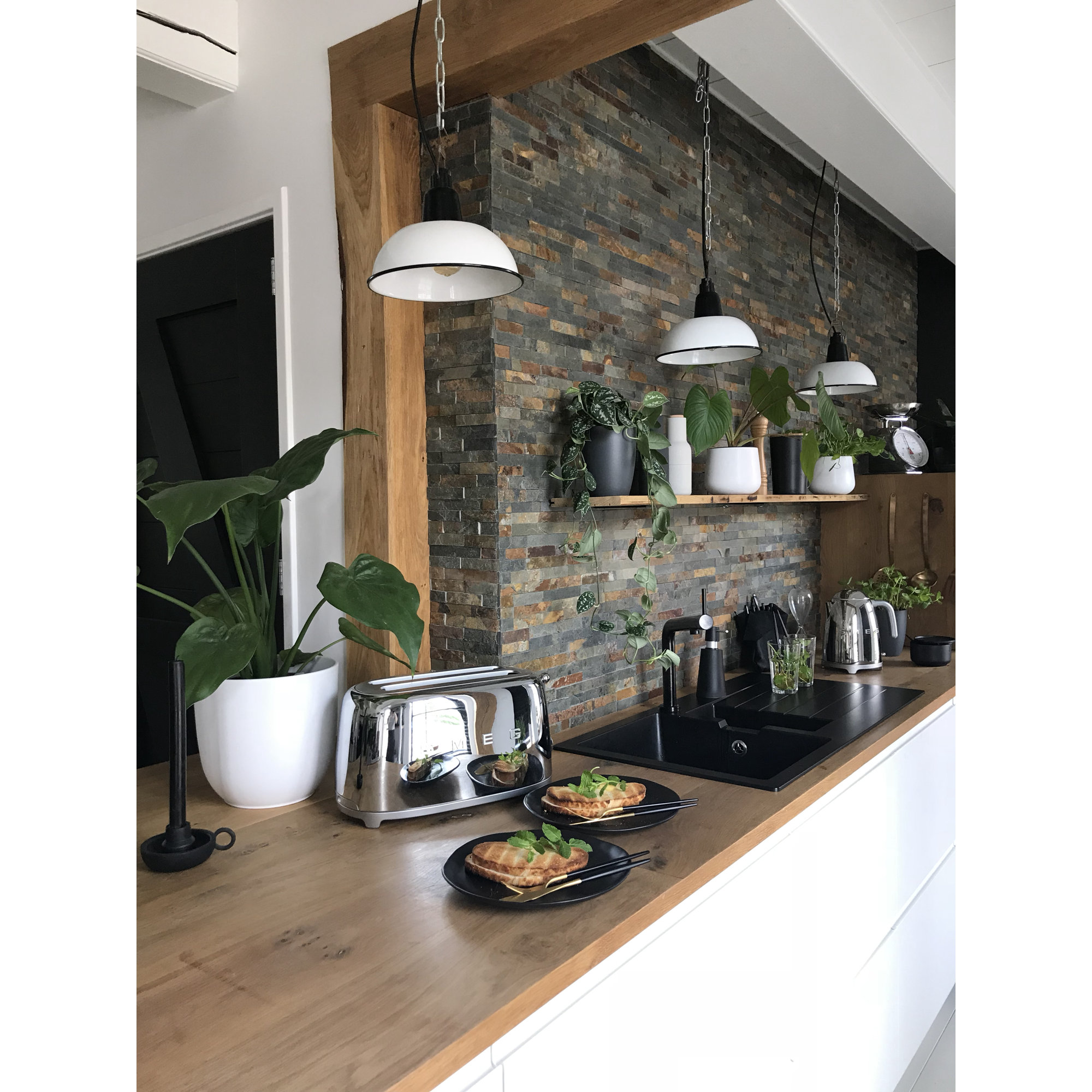 SMEG 50's Retro Style Aesthetic 4 Slice Toaster, Chrome