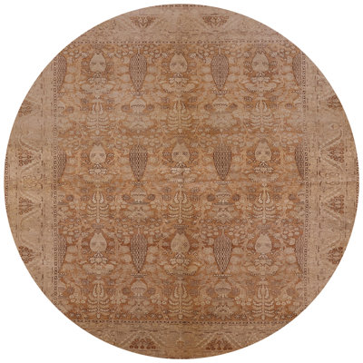 Tapis brun à motif oriental