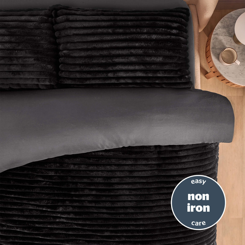 Silentnight Ribbed Faux Fur Duvet Set, Single, Purple