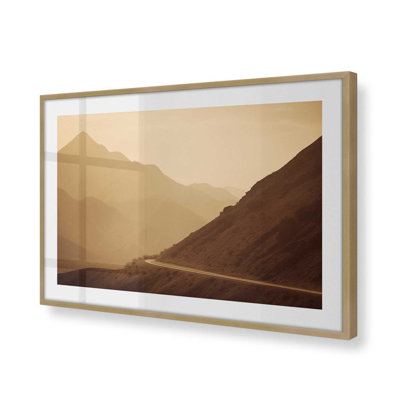 «Peaceful Mountain Drive I», Or brossé, H 17,25 po x l 21,25 po