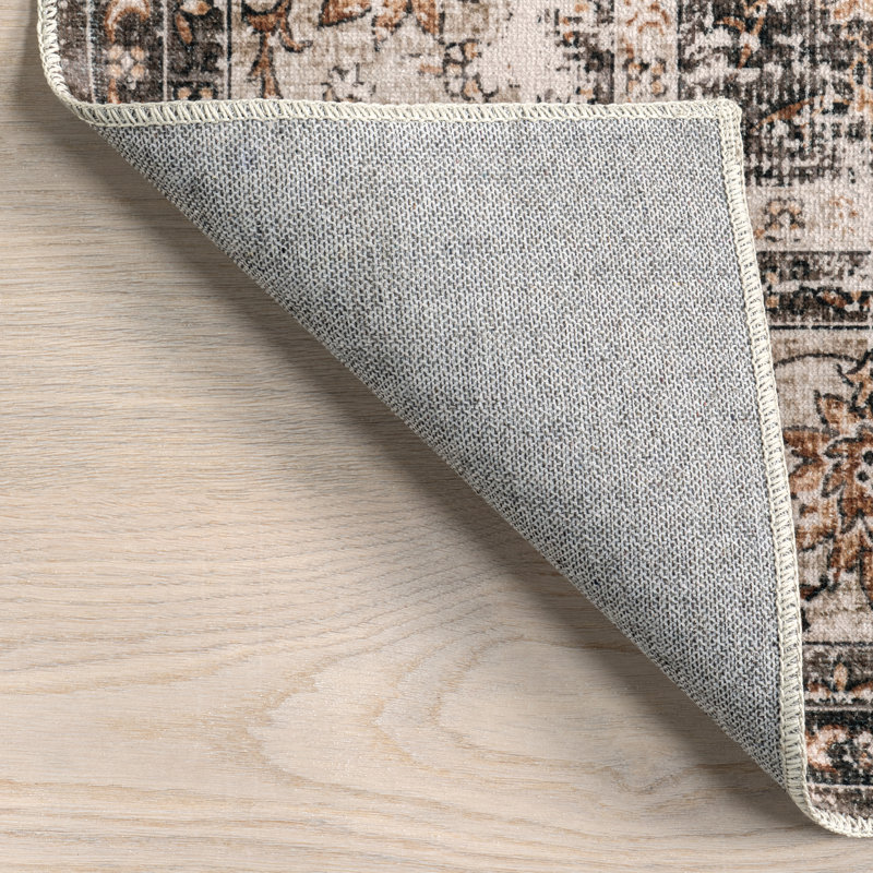 Guendi Vintage Machine Washable Area Rug, Rectangle 3' x 5'