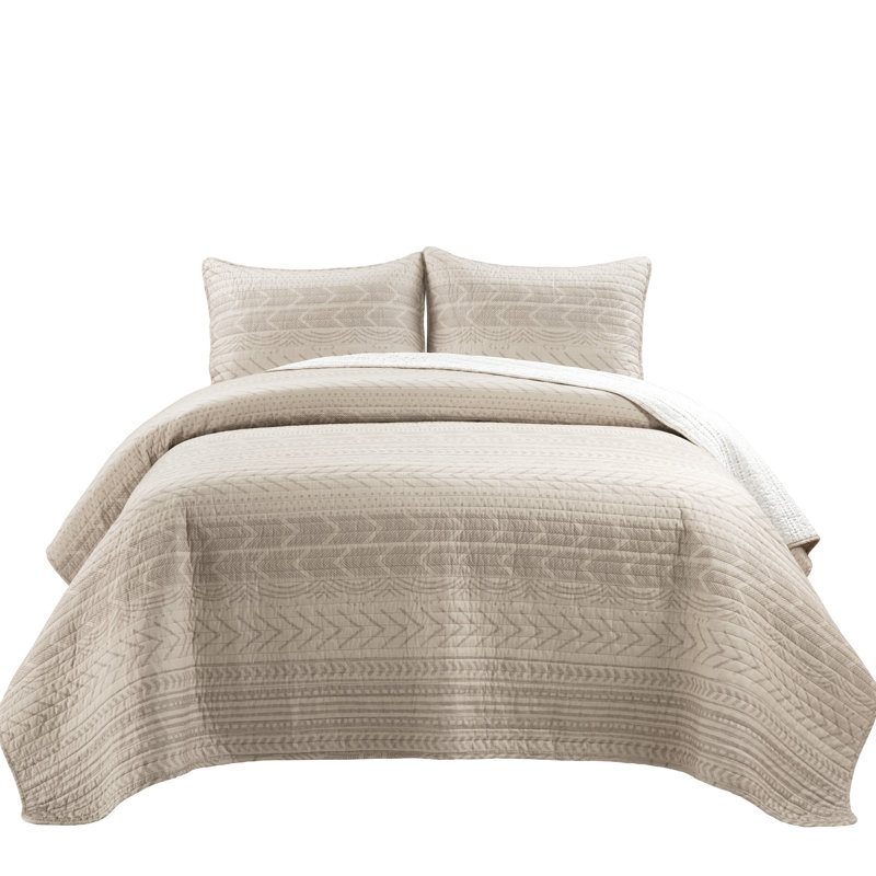 Hygge Geo Reversible Contemporary 3-Piece Quilt Set, Wheat, Queen Quilt + 2 Standard Shams