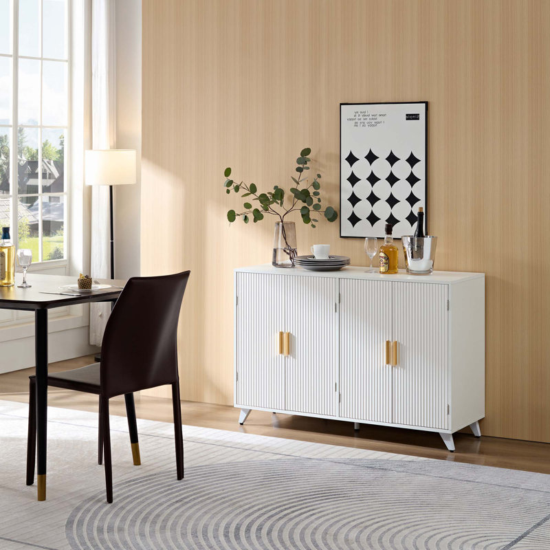 Buffet avec tablettes amovibles