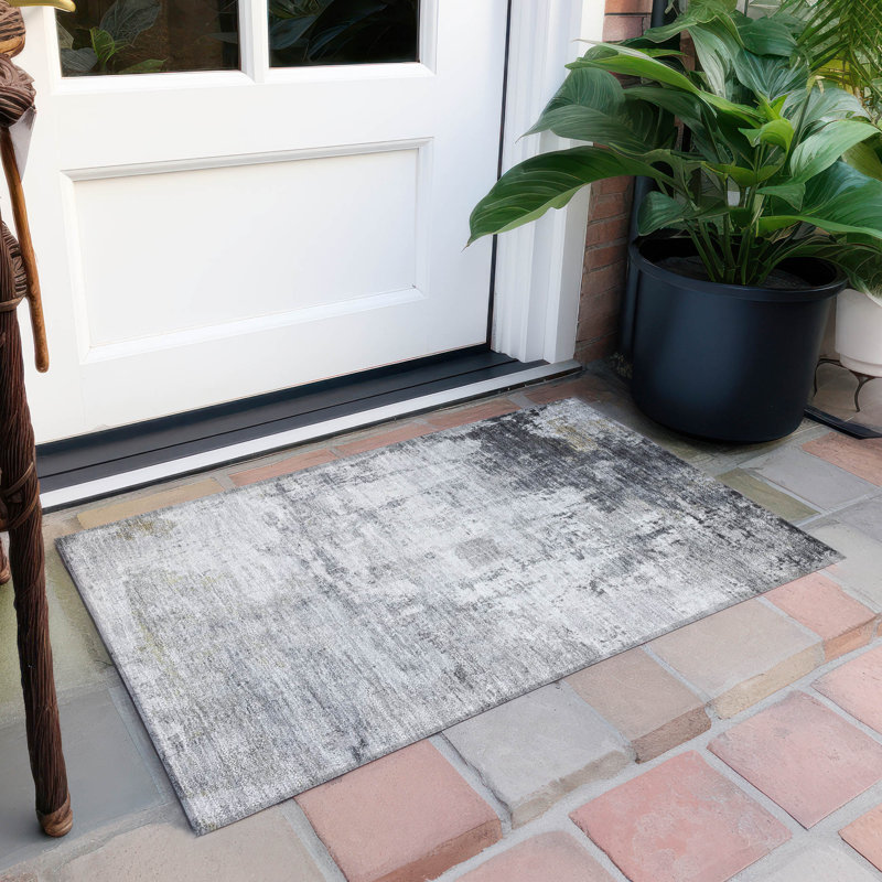 Machine Washable Indoor/Outdoor Xhevrie Gray Rug, Rectangle 1'8" x 2'6"