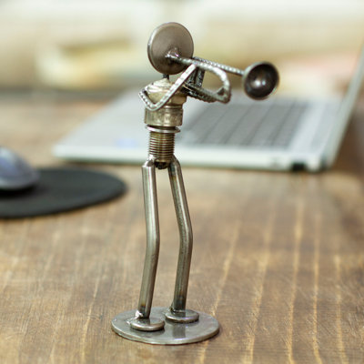 Taybah Entertainment Figurines & Sculptures