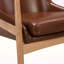 Fauteuil de style Mid-Century moderne avec structure en bois et dossier haut pour la détente