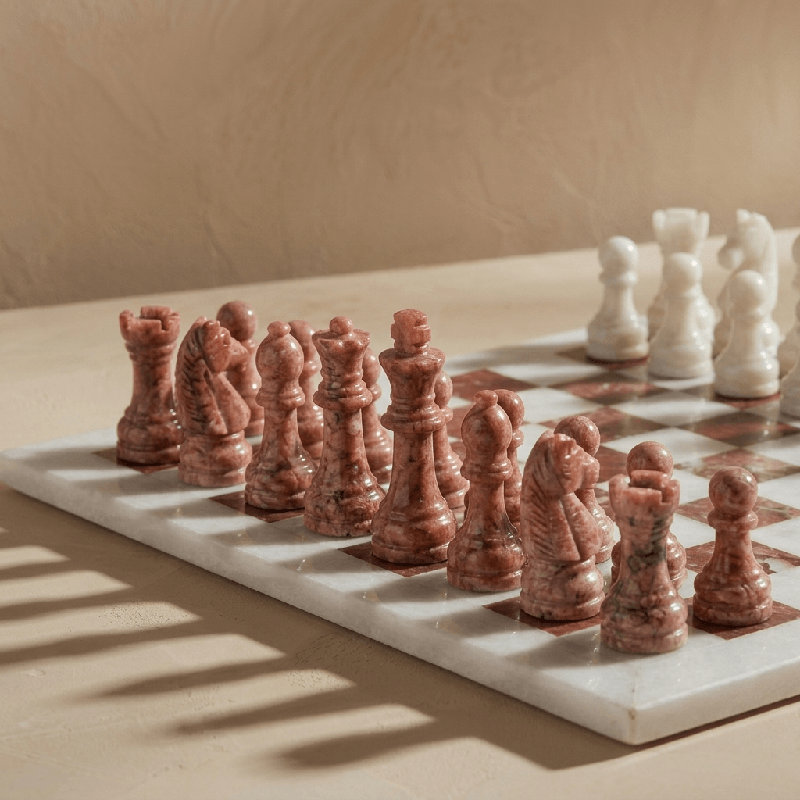 Jeu d'échecs rose et blanc | Grand ensemble d'échecs en marbre avec étui de rangement
