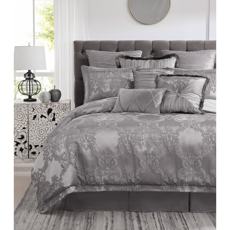 Coussin en soie synthétique Prestige, Carré de 20 po
