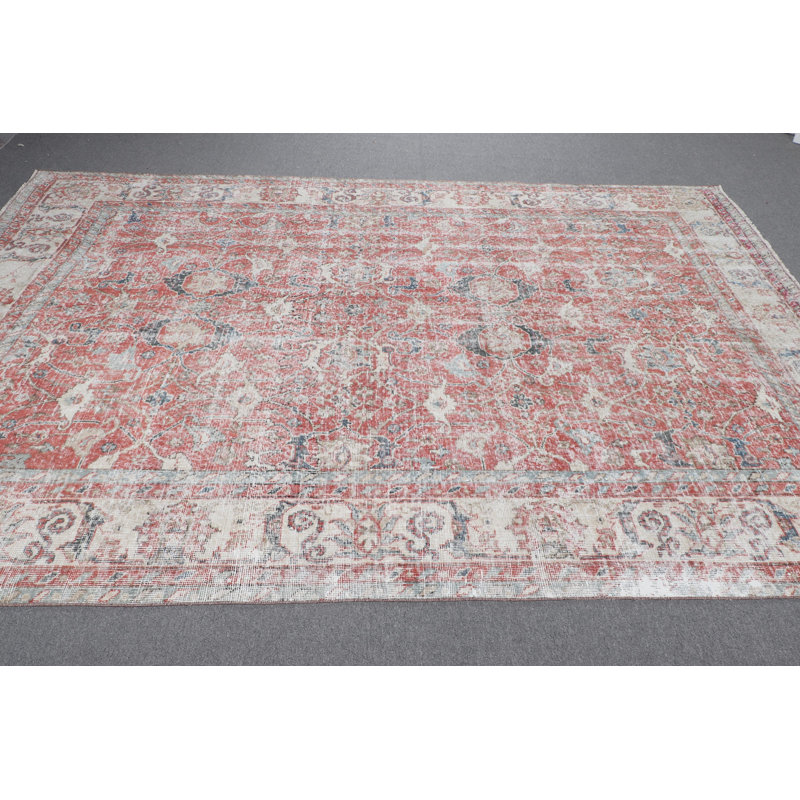 Grand grand tapis turc Oushak rétro dans des tons de rouge saturé pour des espaces de salon spacieux avec des accents colorés délavés et une fabrication en laine