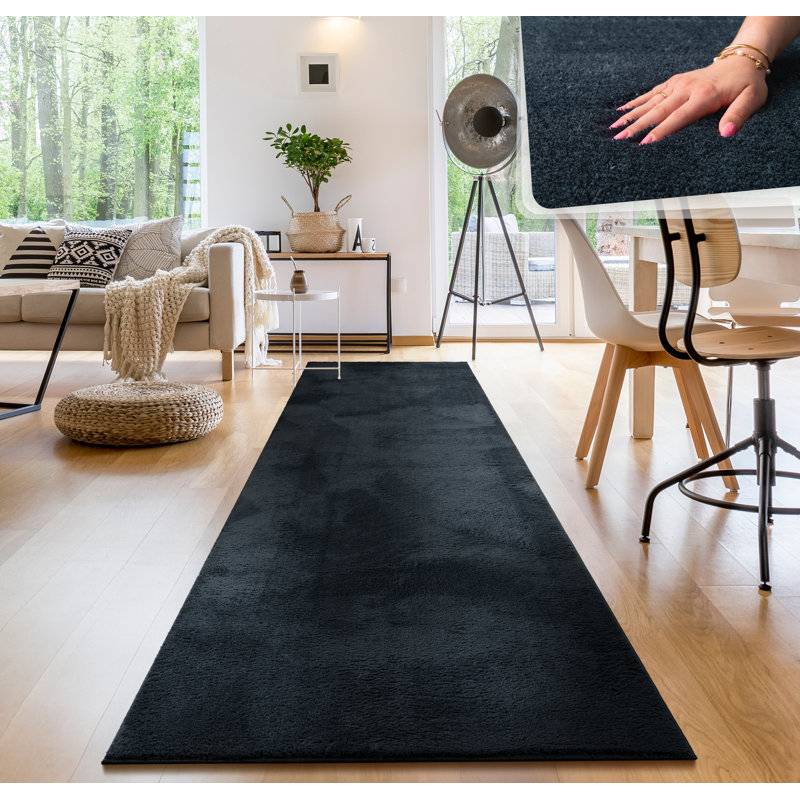 Tapis bleu marine en polyester tissé à la machine Chambria, Marine, Tapis de couloir 3 pi 3 po x 6 pi 7 po